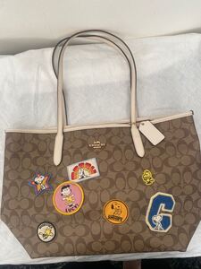 美品　コーチ　COACH トートバッグ　スヌーピー コラボ　シグネチャー　