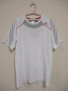 ●　adidas　アディダス　● 　半袖Tシャツ　■　XO　白　（30709）