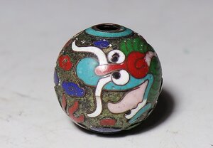 【桃】提げ物：金工銅胎七宝龍図緒締め玉 　其の弐　