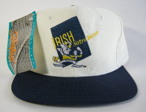 NCAA ノートルダム大学 FIGHTING IRISH 90s VINTAGE デッドストック ヴィンテージ スナップバック キャップ SNAPBACK CAP アイリッシュ 