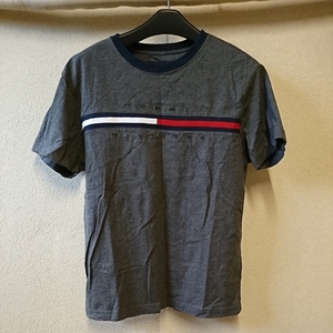 TOMMY HILFIGER 半袖Tシャツ M