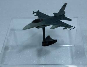 ■完成品 F-16 ロッキード ファイティングファルコン アメリカ ♯ チョコエッグ フルタ 戦闘機シリーズ　1