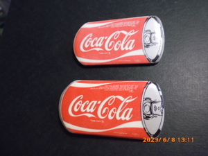 コカコーラ　Coke １９７０年代のビンテージ缶型バッチ　　２個組