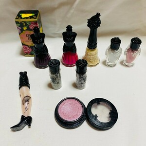 ANNA SUI　ネイル　グロス