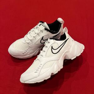 【新品】　定価9,680円　24㎝　NIKE　ナイキ　AIR HEIGHTS　 エア ハイツ　厚底　スニーカー　CI0603