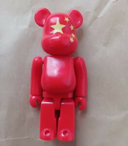 BE@RBRICK ベアブリック　シリーズ 15 FLAG フラッグ　中国　チャイナ　China　BE@R 100%