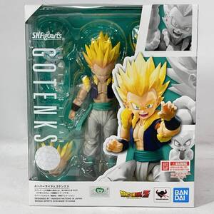 新品未開封 S.H.Figuarts ドラゴンボールZ スーパーサイヤ人ゴテンクス