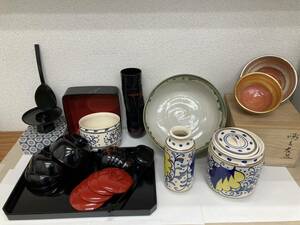 1円~ 骨董品 骨董 陶器 お椀 椀 湯呑 茶托 壺 器 茶壺 茶碗 お玉 漆塗 お盆 食器 伝統 お茶 作家 アンティーク 年代物 レトロ 同梱不可 U