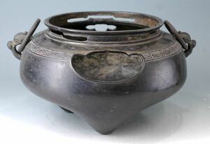 「鬼面風炉」 茶道具 唐銅 銅製 金工 瓶掛 古い形のため大振り y91601965