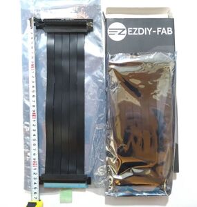 未使用と中古 ★ ライザーケーブル　PCIe3.0×16（23ｃｍと33ｃｍ）90度　2本 ★ EZDIY-FAB製