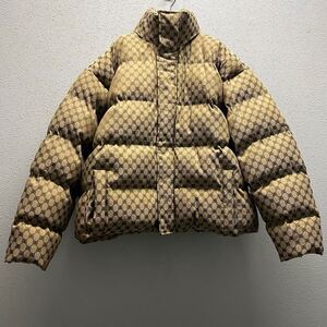 新品 バレンシアガ グッチ コラボ パワァージャケット 48 ベージュ ハッカープロジェクトBB柄 ダウン BALENCIAGA /GUCCI HACKER BB PUFFER