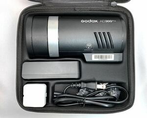 中古美品 GODOX AD300Pro【送料無料】