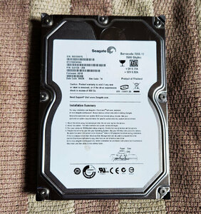 HDD　内蔵　Seagate　シーゲイト　ST31500341AS　1.5TB　SATA300　7200　3.5インチ