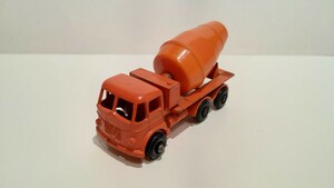 【中古品】ミニカー　イギリス製　LESNEY　FODEN CEMENT MIXER