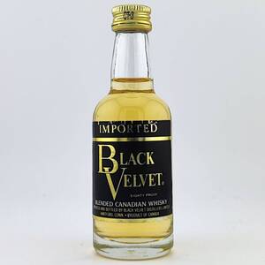 BLACK VELVET 80proof BLENDED CANADIAN WHISKY　40度　50ml【ブラック ベルベット カナディアン ウイスキー】