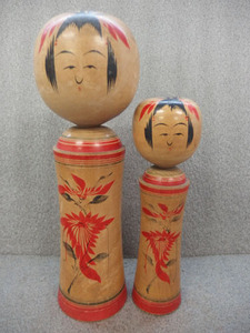 0210249a【桜井昭二 鳴子系 伝統こけし 2体】工芸品/置物/H20.5cm,27cm/中古品