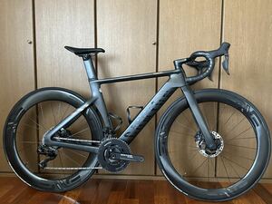 キャニオン　エアロード　CFR di2 xsサイズ　ホイールなし