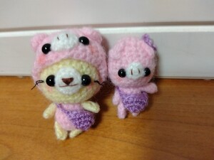 作家様☆ ハンドメイド ブタ着ぐるみ猫ちゃん ＋ ブタ あみぐるみ ぬいぐるみ■ブライスのお友達にも♪