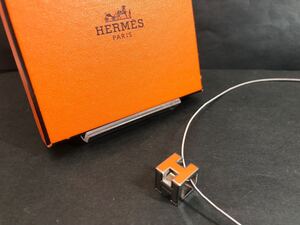 ■ HERMES エルメス カージュドアッシュ Hキューブ Hロゴ ネックレス チョーカー オレンジ シルバー金具　ケース付き　