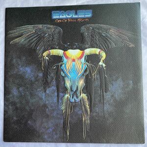 NA1091N158　LP盤　EAGLES / ONE OF THESE NIGHTS　イーグルス / 呪われた夜　P-6559Y