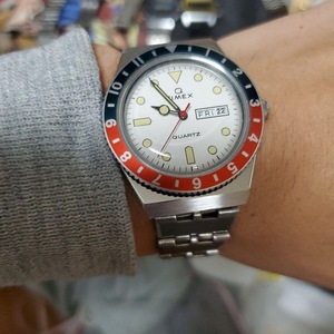 TIMEX Q 38mm ペプシカラー 回転ベゼル ロレックスGMTマスターオマージュ　サブマリーナ風　TW2U61200 タイメックス ユナイテッドアローズ