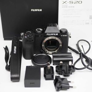 ■202ショット■ FUJIFILM X-S20 ボディ ■ほぼ新品■