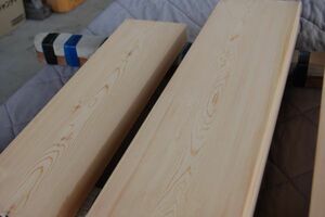 木曽桧　ヒノキ（天然材）3本で9100円 角材 材木 木材 新品