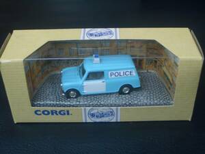 Corgi 96951 Morris Mini Police Van