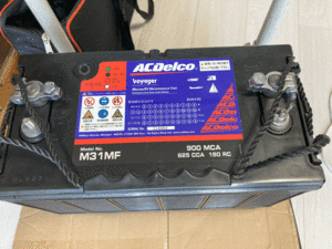  ACデルコ ディープサイクル バッテリー M31MF ACDelco(中古）