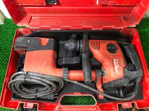 中古品 電動工具 HILTI ヒルティ ハンマードリル TE7-C 集塵装置付.土木工事.コンクリドリル.コンクリートドリル. IT964066GDGG