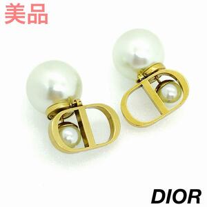 DIOR トライバル CD レジン パール 両耳 ピアス 0665s30