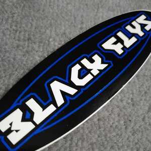 新品未使用正規品本物BLACKFLYSブラックフライ非売品人気オーバルロゴステッカー 黒/白ロゴ/青 横約11.7縦約3.2ｃｍ送料￥84～