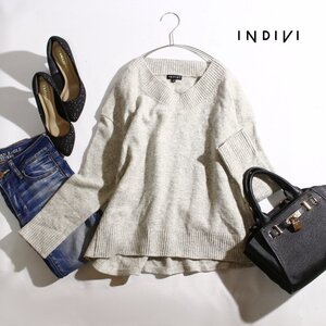 美品 厚手 インディヴィ INDIVI 株) ワールド 冬 カシミヤ混 羊毛 ウール Vネック ゆったり ニットセーター 9号 38 まだら グレー ロング