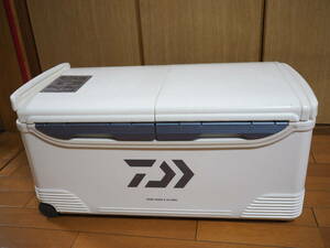 ♪♪美品　ダイワ　トランク大将2 SU 4000X　クーラー　日本製♪♪