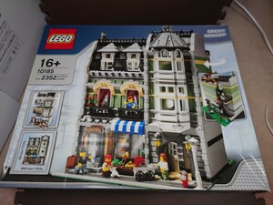 ★レゴ LEGO 10185 「グリーン グローサー(GREEN GROCER)」★新品未開封〜箱に大きな凹みアリ (レゴ・廃盤品・クリエイター・街シリーズ)