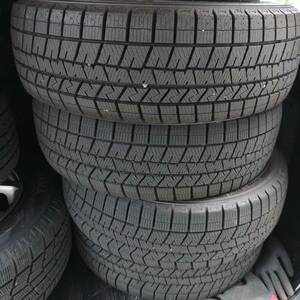 165/55R15バリ山イボ付ありスタッドレス冬バリ溝4本ダンロップ2022年製ムーヴウェイクミラワゴンRスペーシアN-BOXN-WGN N-ONEワゴンRライフ