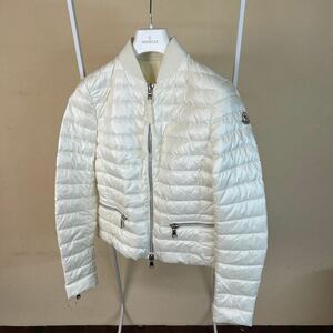 【最安値】MONCLER モンクレール　ダウンジャケット　白　ジップ　０ブレニー　BLENNIE