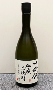 十四代 秘蔵乙焼酎 隼 720ml　25度　秘蔵 乙焼酎 焼酎 14代 JUYONDAI　B