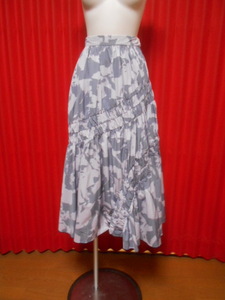 764　rienda リエンダ♪　お洒落なフレァーロングスカート　おとなデザインスカート　レディース　美品