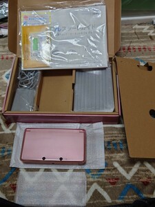 3DS 本体 ピンク 充電器 充電台 タッチペン SDカード 説明書 ARカード 箱