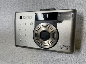 Konica Revio Z2