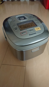 IH炊飯器 Panasonic SR-HX102　13年製　ジャンク扱い