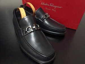 試し履き程度 フェラガモ 7.5EE Ferragamo ガンチーニ ソフトドレスローファー 黒 コマンドソール 箱付 9666