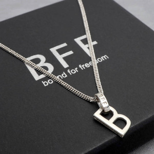 BFF ブランド シルバー925 「B」ネックレス ダブル喜平チェーン イニシャル 金属アレルギー対応 専用BOX (45cm)