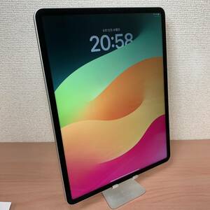 【中古美品】iPad pro 12.9インチ 第6世代 Wi-Fi 128GB シルバー 2022年モデル M2チップ搭載 MNXQ3J/A 即決あり!バッテリー96％ 美中古品!