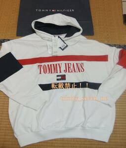 TOMMY HILFIGRER「TOMMY JEANS」刺繍ロゴ・パーカー「M」（USサイズ）（白）サンプル特価。定価16000円（税別）　新品未使用