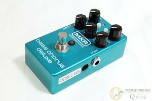 [良品] MXR M-83 Bass Chorus Deluxe ベース用にデザインされたコーラス・ペダル [VK344]