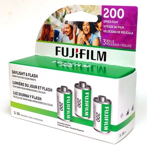 [送料無料] FUJIFILM 200-36枚撮【3本入】富士フイルム カラーネガフィルム ISO感度200 135/35mm【即決】SPEED FILM★0074101242492 新品