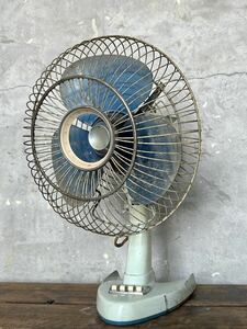 ヴィンテージ　スペーシーなシャープ扇風機 ／SANYO DESK FAN 全高510mm 動作品】 昭和レトロ扇風機 当時物 アンティーク アメ車型ファン