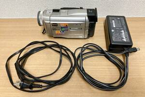 【Sony ビデオカメラ DCR-TRV8 NTSC＋電源コンセント付き】ソニー/16K/MiniDV/U65-552